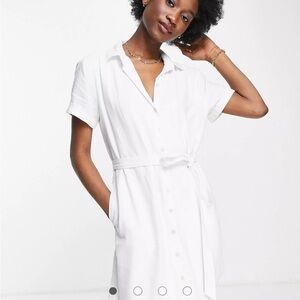 EUC Abercrombie & Fitch shirt dress in white Size Large Petite Linen Blend